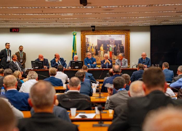 Prefeitos e bancada gaúcha articulam em Brasília pautas que impactam o orçamento de Bagé