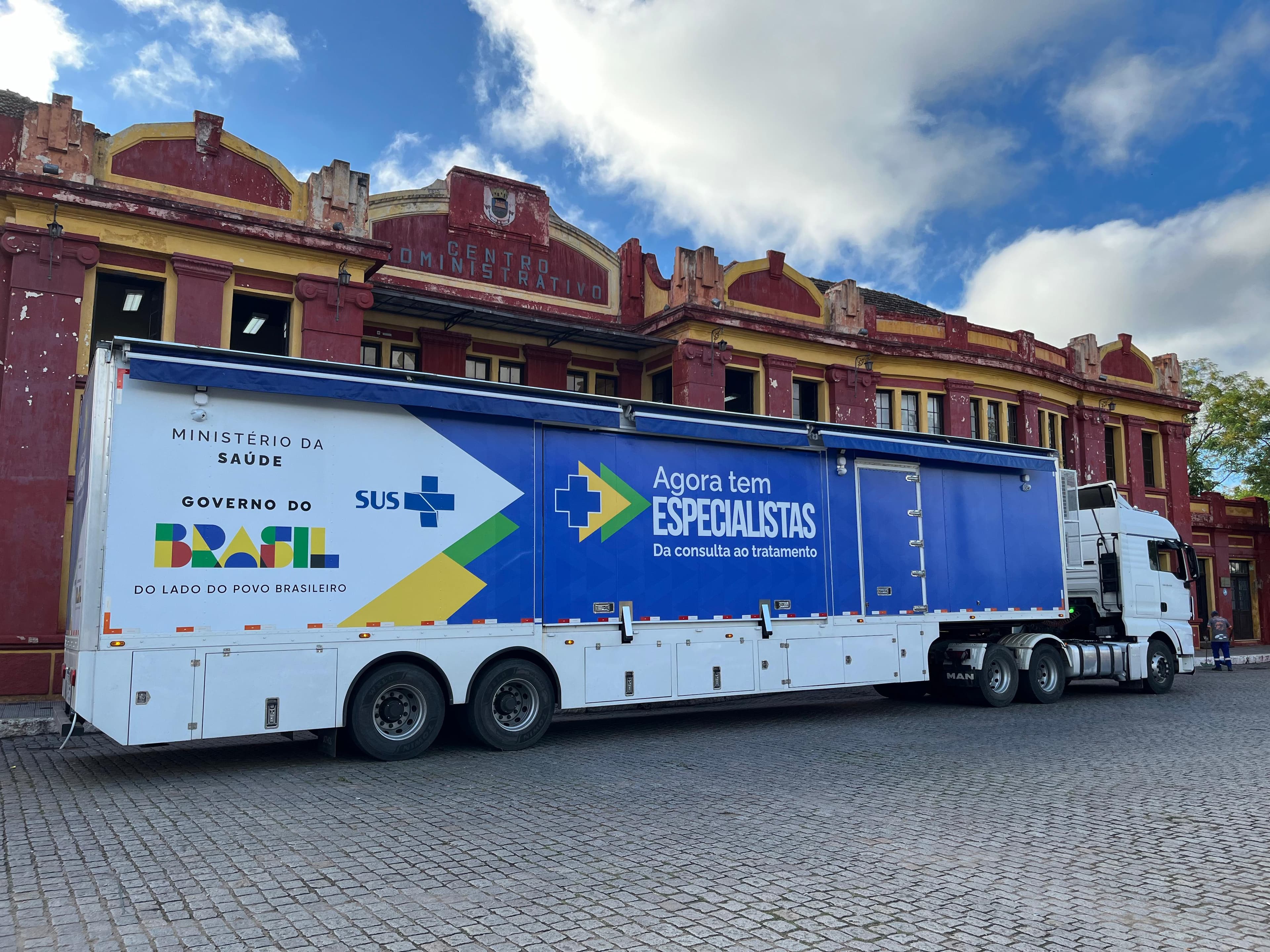 Carreta da Saúde da Mulher chega a Bagé com exames e consultas gratuitas