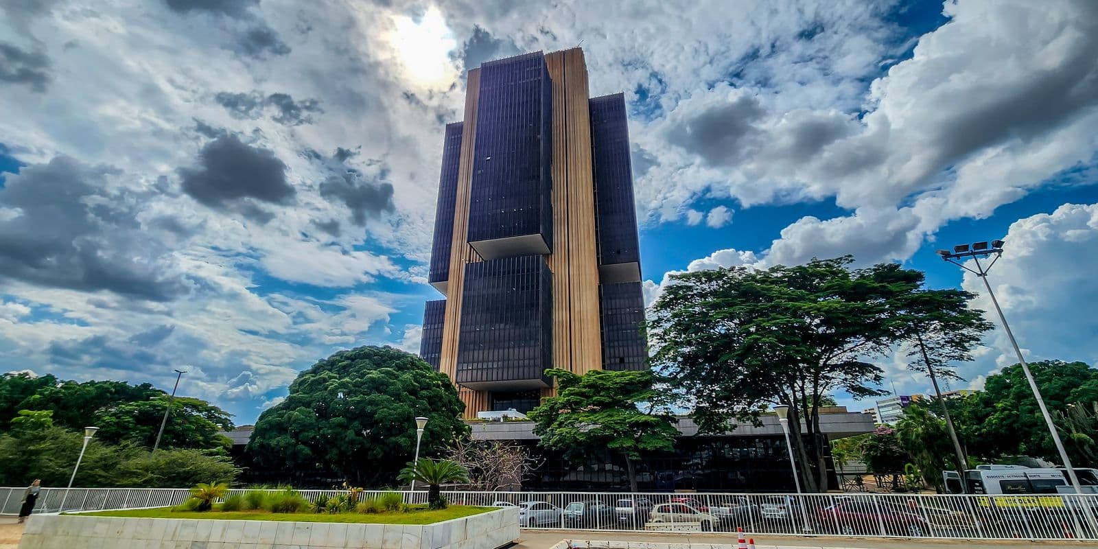 Valores esquecidos: Governo transfere R$ 5,7 bi para o Desenrola; saiba como consultar