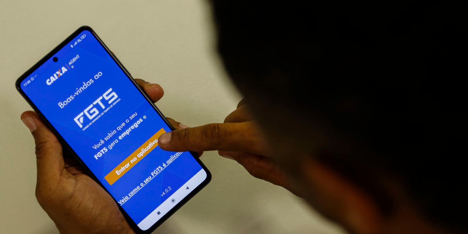 Trabalhadores de Bagé podem usar FGTS para quitar dívidas no Desenrola Brasil